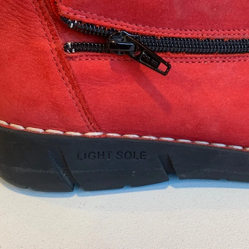 Jungla Women’s Size 40 (9-9.5) Red Nubuck Suede Wrap Around Zip Ankle Boots